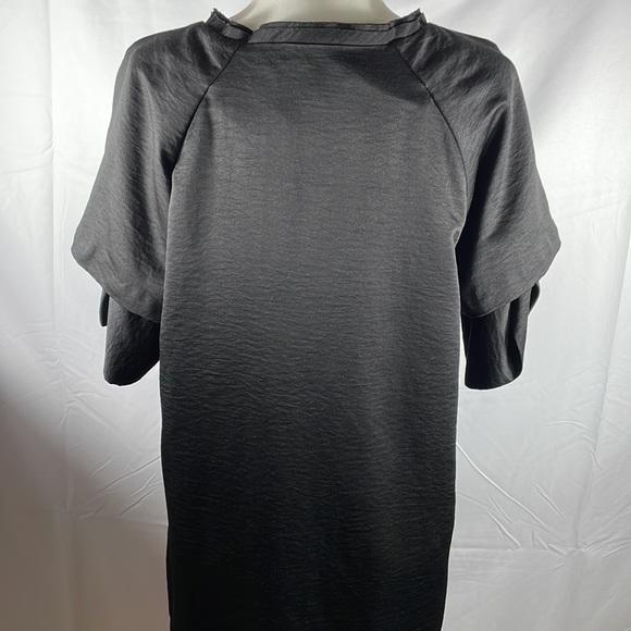 Vera Wang Dress Coat. - Picture 4 of 5